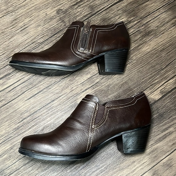 Natural Soul Boots Womens 5M Kasta Side Zip Bootie Brown Faux Leather Heels - Picture 8 of 10